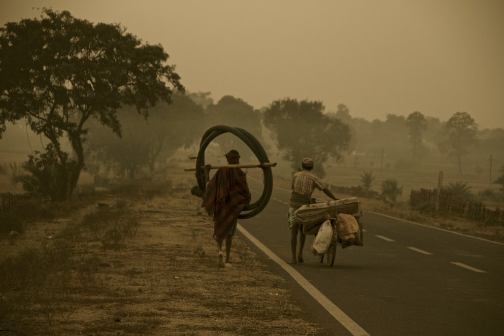 Migrant workers returning home in Pakur, Jharkhand.